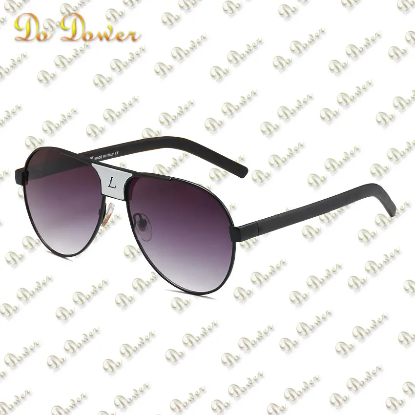 2021 New Luxury Brand Pilot Ladies Accessories Sunglasses Famous Designer Classic Fashion Men Driving Glasses Oculos De Sol 024
2021 New Luxury Brand Pilot Ladies Accessories Sunglasses Famous Designer Classic Fashion Men Driving Glasses Oculos De Sol 024