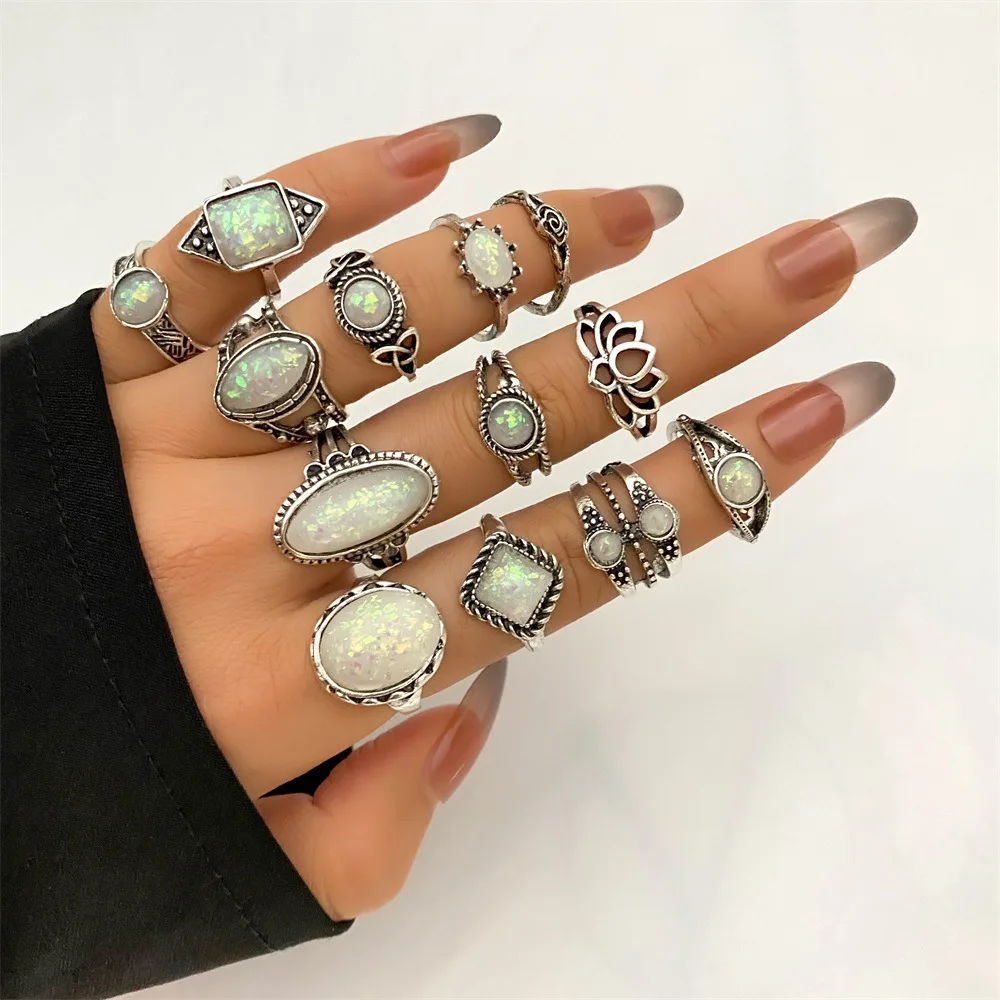 WANGAIYAO new fashion temperament retro gemstone ring 13 pieces of creative ethnic style geometric water drop joint ring set fem
WANGAIYAO new fashion temperament retro gemstone ring 13 pieces of creative ethnic style geometric water drop joint ring set fem