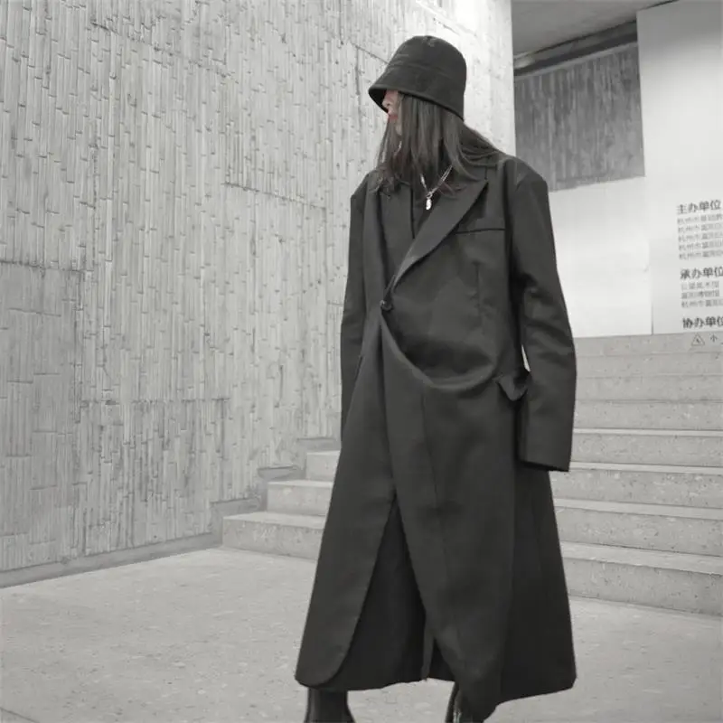 Women's Medium And Long Loose Windbreaker New Large Japanese Fashion Trend Irregular Deconstruction Windbreaker Coat
Women's Medium And Long Loose Windbreaker New Large Japanese Fashion Trend Irregular Deconstruction Windbreaker Coat