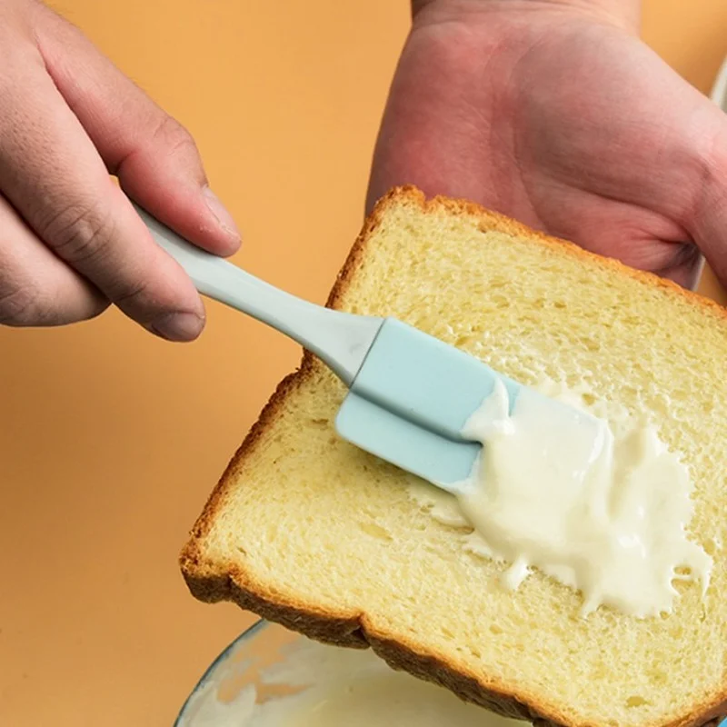 3Pcs Two ColorSet Spatula Kit Kitchen Utensils Cooking Supplies Multi Purpose Cake Spatula Baking Tools Silicone Non-stick
3Pcs Two ColorSet Spatula Kit Kitchen Utensils Cooking Supplies Multi Purpose Cake Spatula Baking Tools Silicone Non-stick