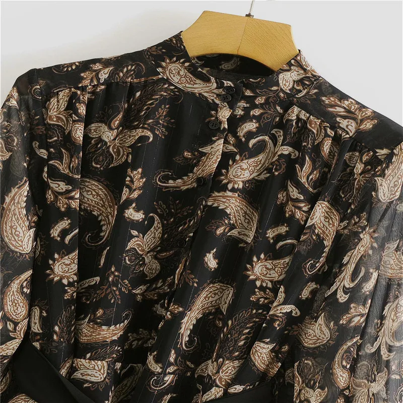 2021 Za Metallic Thread Print Mini Dress Women Long Puff Sleeve O Neck Bow Vintage Party Dresses Chic Front Button Short Vestido
2021 Za Metallic Thread Print Mini Dress Women Long Puff Sleeve O Neck Bow Vintage Party Dresses Chic Front Button Short Vestido