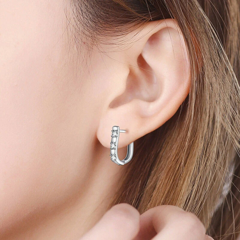 1 Pair Wedding Crystal Stud Earrings For Women U Shaped Earrings Jewelry For Women Gift
1 Pair Wedding Crystal Stud Earrings For Women U Shaped Earrings Jewelry For Women Gift