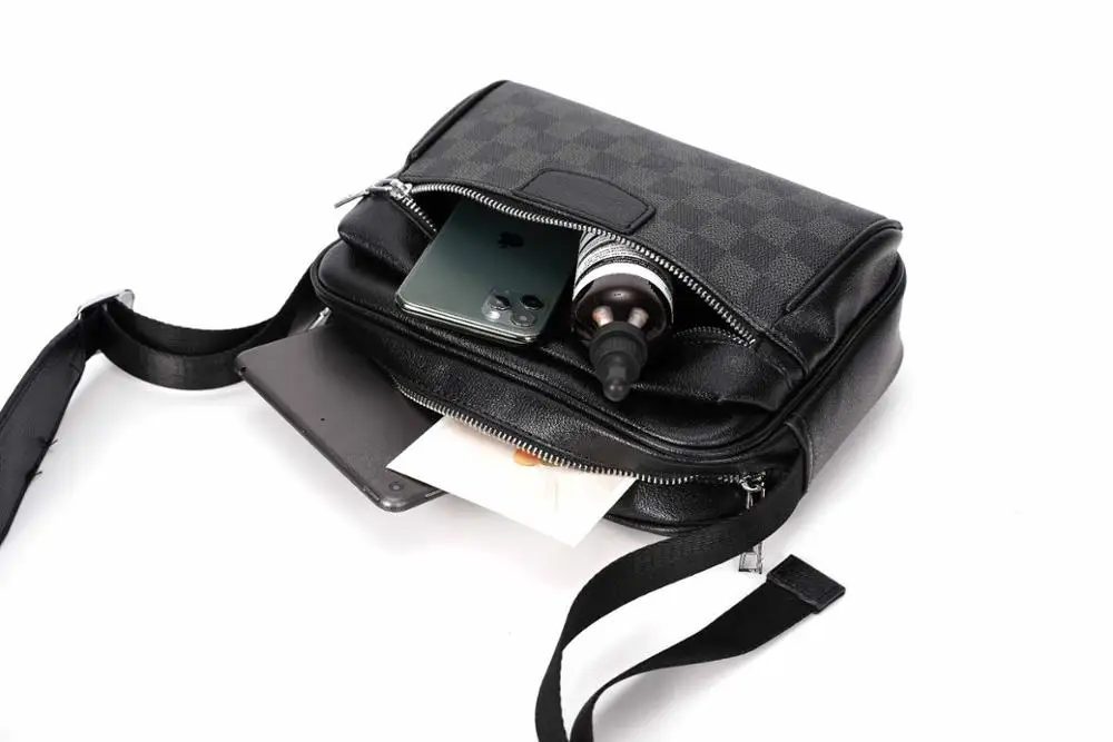 Vintage Handbags for Men Purses Plaid Print High Quality Leather Men's Shoulder Crossbody Bags Zipper Black Flap Messenger Bag
Vintage Handbags for Men Purses Plaid Print High Quality Leather Men's Shoulder Crossbody Bags Zipper Black Flap Messenger Bag