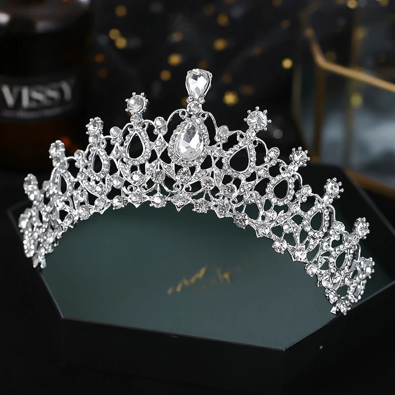 Bridal Crown And Tiara Silver Color Ladies Jewelry Rhinestones Wedding Accessories Festive Matching Accessories Bohemia 
Bridal Crown And Tiara Silver Color Ladies Jewelry Rhinestones Wedding Accessories Festive Matching Accessories Bohemia