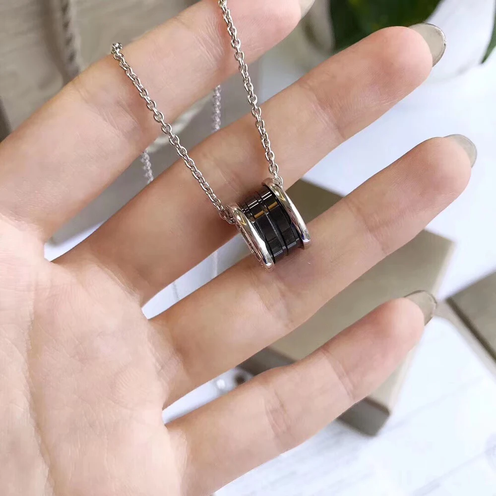 S925 Sterling Silver Necklace Brand Classic Black Ceramics Red Fashion Simplicity Personality Jewelry Decoration Choker Women
S925 Sterling Silver Necklace Brand Classic Black Ceramics Red Fashion Simplicity Personality Jewelry Decoration Choker Women