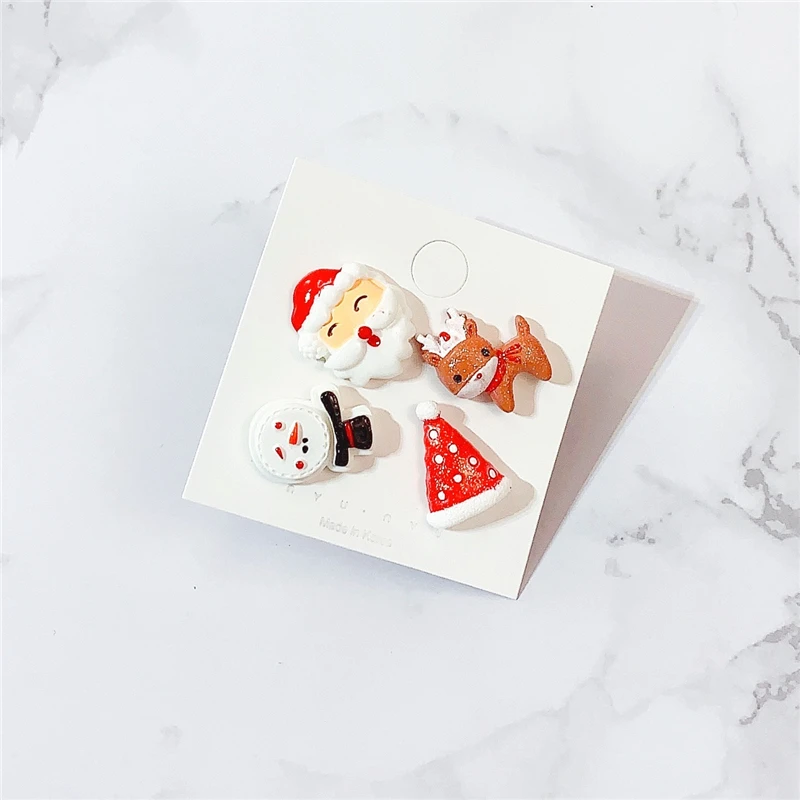 Cute Cartoon Acrylic Christmas Brooch Badge for Women Merry Christmas Snowman Clothing Pin Corsage Collars Jewelry Gift
Cute Cartoon Acrylic Christmas Brooch Badge for Women Merry Christmas Snowman Clothing Pin Corsage Collars Jewelry Gift