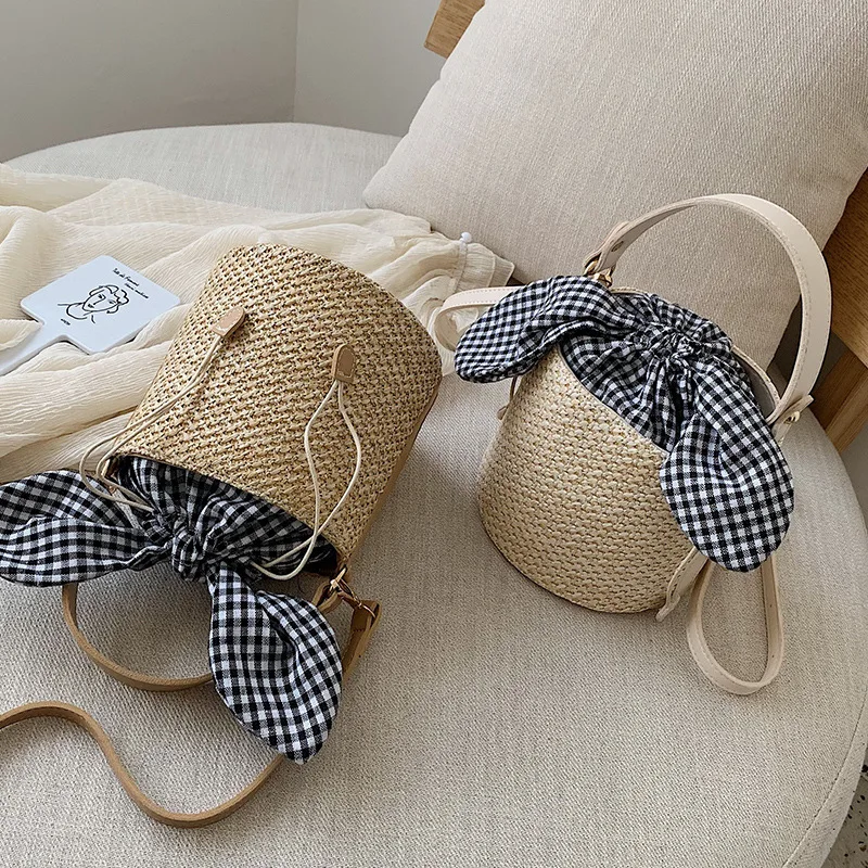 New Fashion Shoulder Bag For Women mini Straw Handbags Fashion polka dot bow bucket bag bolsa feminina #25
New Fashion Shoulder Bag For Women mini Straw Handbags Fashion polka dot bow bucket bag bolsa feminina #25