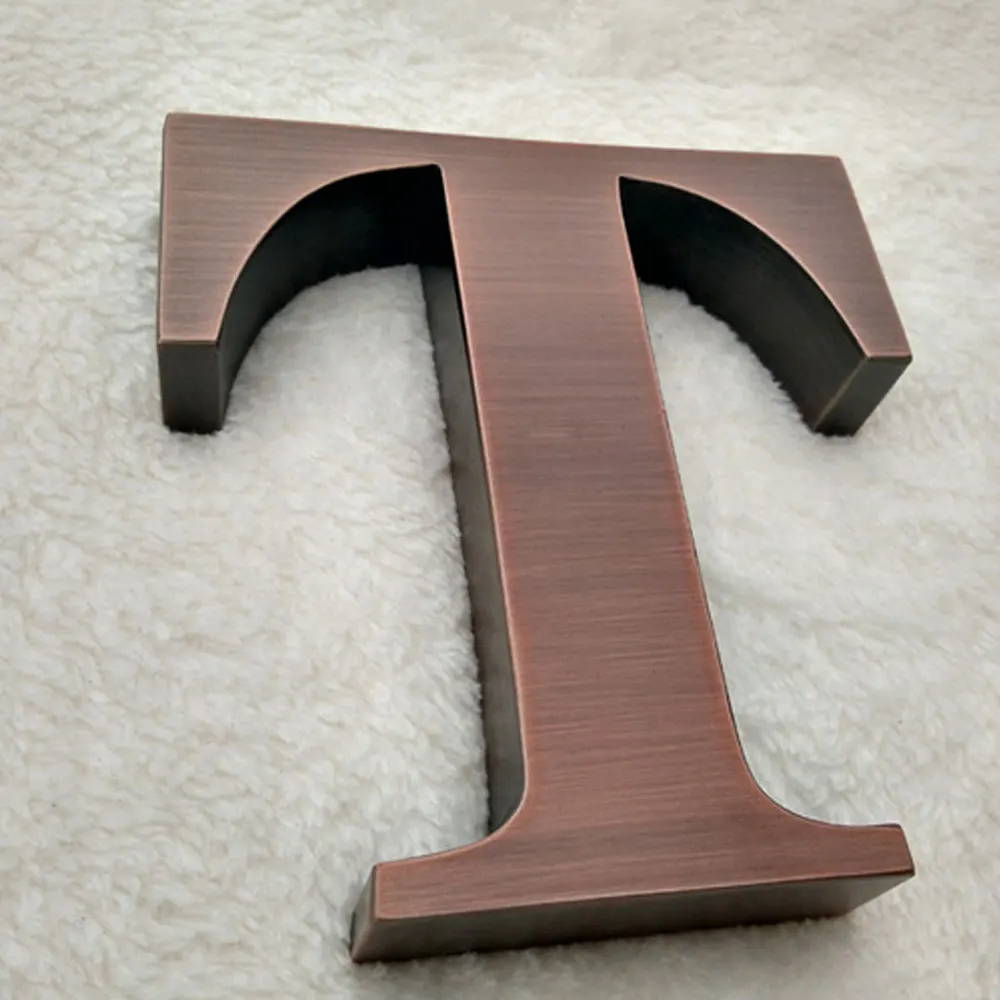 Retail Vintage Brushed 3D Letters Flat Cut Bronze Office Wall-mounted Logo Raised Letters Customized Letters Shop Advertising
Retail Vintage Brushed 3D Letters Flat Cut Bronze Office Wall-mounted Logo Raised Letters Customized Letters Shop Advertising