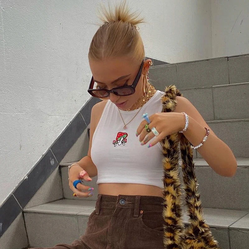 Mushroom Printed Y2k Crop Tank Top For Girls Kawaii Summer Sleeveless Women T-Shirt 2021Casual White Tee O-Neck Vest Pullovers
Mushroom Printed Y2k Crop Tank Top For Girls Kawaii Summer Sleeveless Women T-Shirt 2021Casual White Tee O-Neck Vest Pullovers