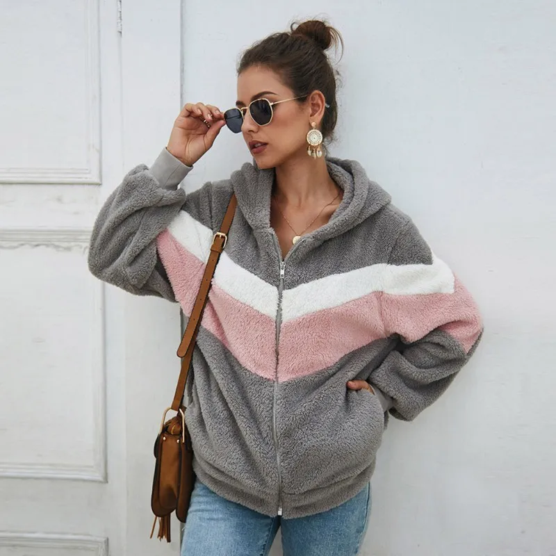 2019 New Female Jacket Warm Stitching Plush Hat Collar Long Sleeve Zipper Casual Winter Autumn Sweater Plus Size Loose Cardigan
2019 New Female Jacket Warm Stitching Plush Hat Collar Long Sleeve Zipper Casual Winter Autumn Sweater Plus Size Loose Cardigan