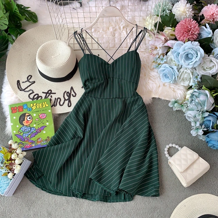 Women Dress Summer Backless Spaghetti Strap Sexy V-neck Dress 2021 Striped Slim A-line Robe Ladies Sandy Beach Clothes Dresses
Women Dress Summer Backless Spaghetti Strap Sexy V-neck Dress 2021 Striped Slim A-line Robe Ladies Sandy Beach Clothes Dresses
