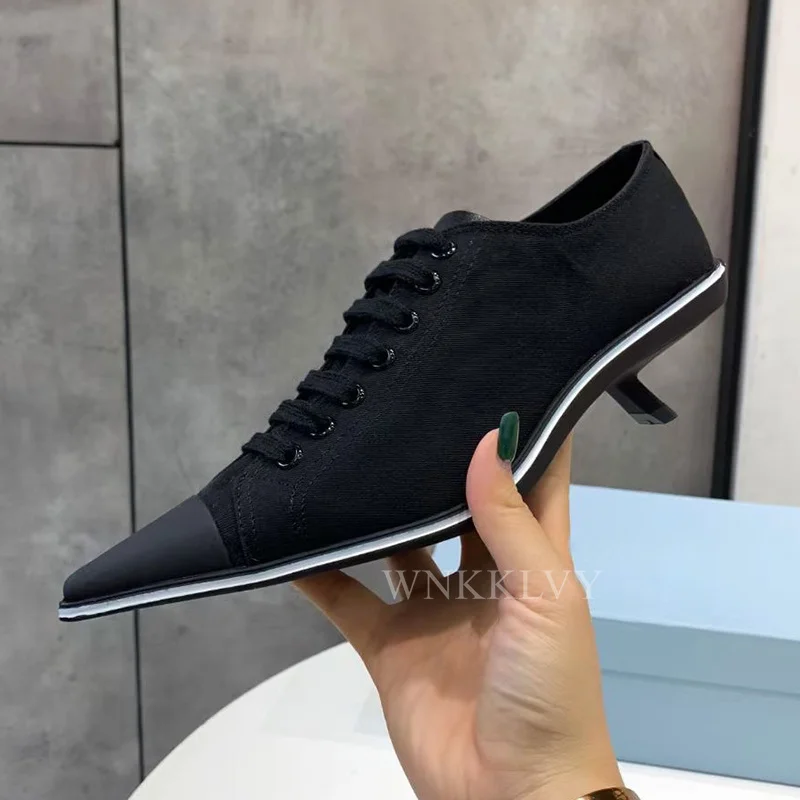 Spring personality pointed canvas casual shoes women high top kitten heel lace-up real leather pointed toe small white shoes
Spring personality pointed canvas casual shoes women high top kitten heel lace-up real leather pointed toe small white shoes