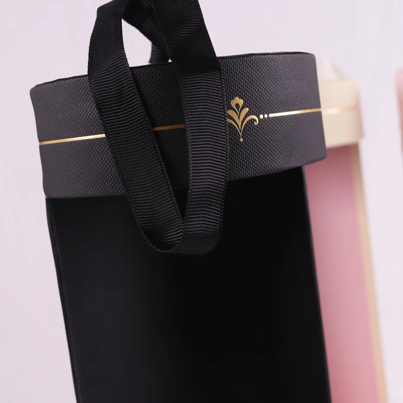 Long Round Lighthouse Handheld Box Packaging Florist Bouquet Box Birthday Gift Decor Box Package Flower Gifts Boxes
Long Round Lighthouse Handheld Box Packaging Florist Bouquet Box Birthday Gift Decor Box Package Flower Gifts Boxes