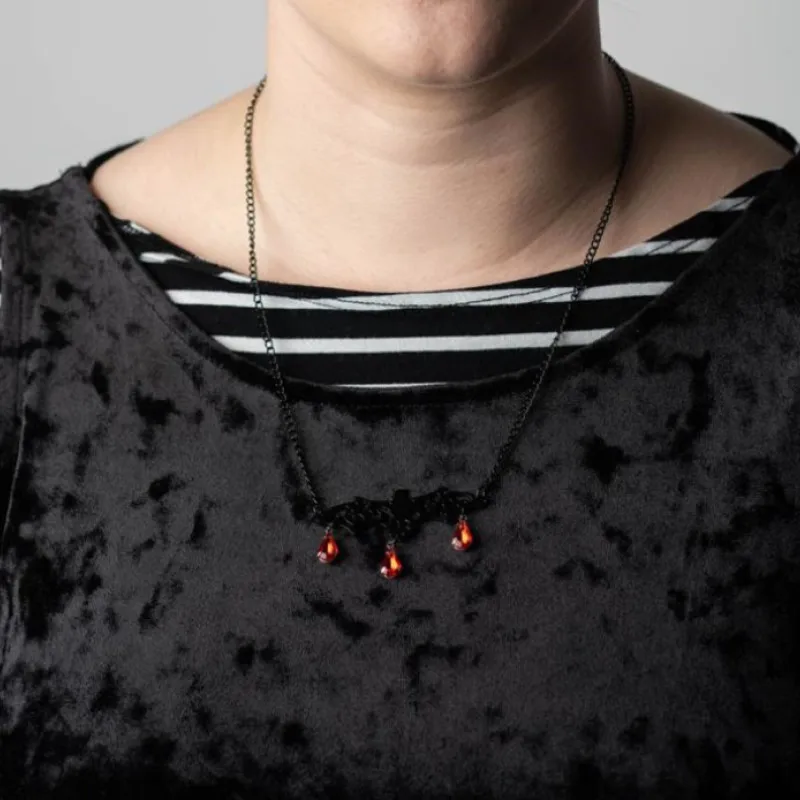 Fashion Retro Vampire Black Bat Gothic Pendant Red Beads Necklace Christmas Halloween Jewelry Gift
Fashion Retro Vampire Black Bat Gothic Pendant Red Beads Necklace Christmas Halloween Jewelry Gift