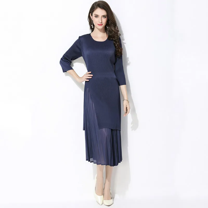 Miyake Pleated Dress Women Autumn 2020 New Round Neck Three Quarter Sleeves Solid Color Side Split Elastic Slim Elegant Dresses 
Miyake Pleated Dress Women Autumn 2020 New Round Neck Three Quarter Sleeves Solid Color Side Split Elastic Slim Elegant Dresses