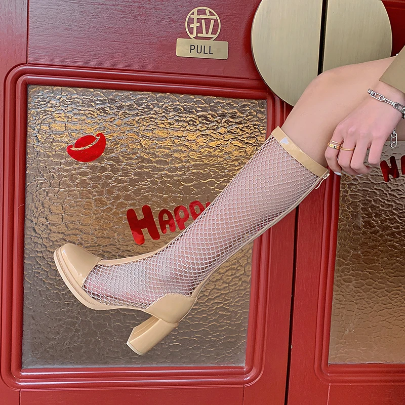 ZVQ Woman Fashion summer hollow Gauze boots Solid color New Style Comfortable zipper Round Toe Concise Mature ventilation
ZVQ Woman Fashion summer hollow Gauze boots Solid color New Style Comfortable zipper Round Toe Concise Mature ventilation