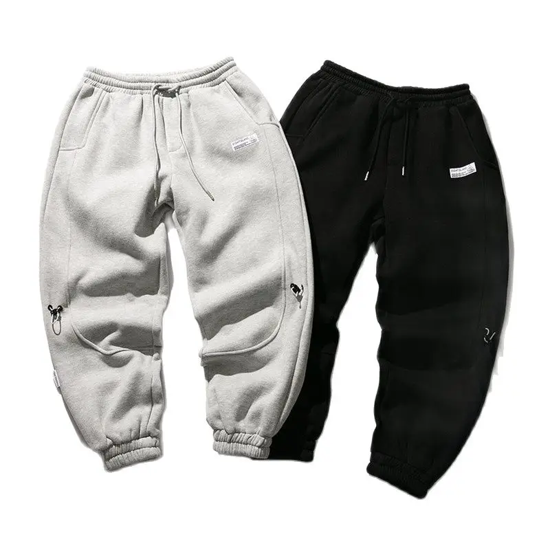 2021 Autumn and winter new men's youth college style cotton warm sports pants casual loose thickening couple white Nine Pants
2021 Autumn and winter new men's youth college style cotton warm sports pants casual loose thickening couple white Nine Pants