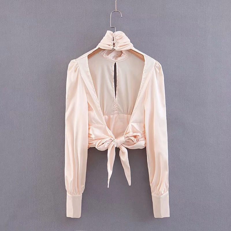 Blouses & Shirts
Blouses & Shirts