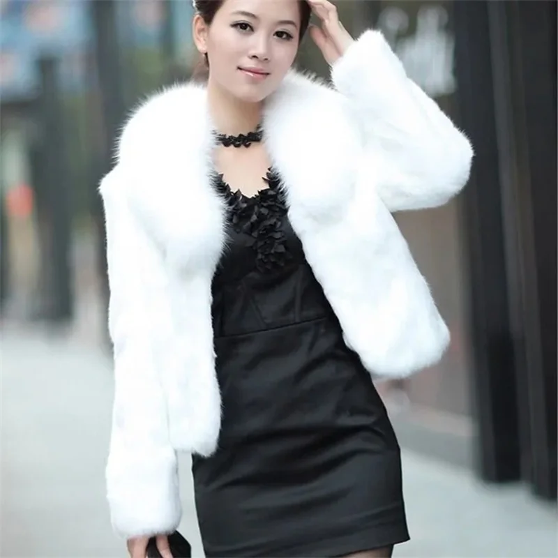 Faux Rabbit Hair Coat Women's Warm Outerwear 202Autumn Winter Short Faux Fox Fur Collar Coat Fur Coat High Quality 5XL
Faux Rabbit Hair Coat Women's Warm Outerwear 202Autumn Winter Short Faux Fox Fur Collar Coat Fur Coat High Quality 5XL