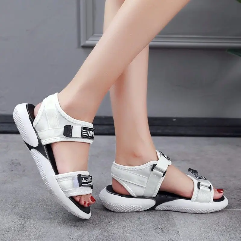 2021 Women's Shoes Outdoor Sports Sandals Summer Flat Harajuku Beach Shoes PU Leather Student Wild Shoes Zapatos De Mujer
2021 Women's Shoes Outdoor Sports Sandals Summer Flat Harajuku Beach Shoes PU Leather Student Wild Shoes Zapatos De Mujer