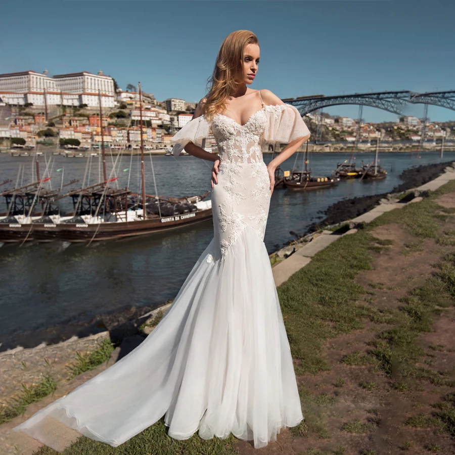 На тонких бретелях с открытыми плечами с Betterfly рукавом Русалка свадебное платье на пляже Тюль Свадебное платье
На тонких бретелях с открытыми плечами с Betterfly рукавом Русалка свадебное платье на пляже Тюль Свадебное платье