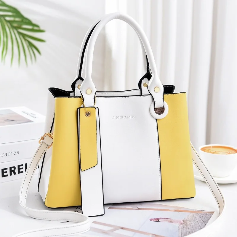 Stitching Women's Tote Bag 2021 Women's Trend Large Large Cloth Bag for the Beach Bags in Luxury Handbags Beige Brand Bags
Stitching Women's Tote Bag 2021 Women's Trend Large Large Cloth Bag for the Beach Bags in Luxury Handbags Beige Brand Bags