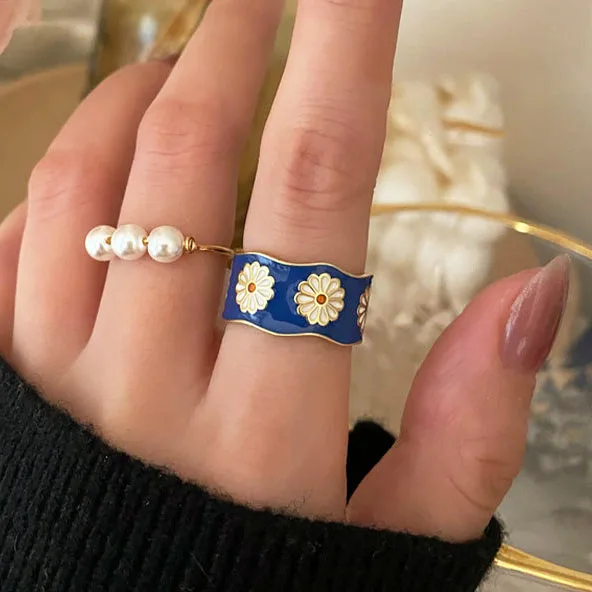 French Japanese Vintage Enamel Finger Rings For Women Blue Daisy Gold Brass Daisy Flower Ring Jewelry Ladies Sweet Gift
French Japanese Vintage Enamel Finger Rings For Women Blue Daisy Gold Brass Daisy Flower Ring Jewelry Ladies Sweet Gift