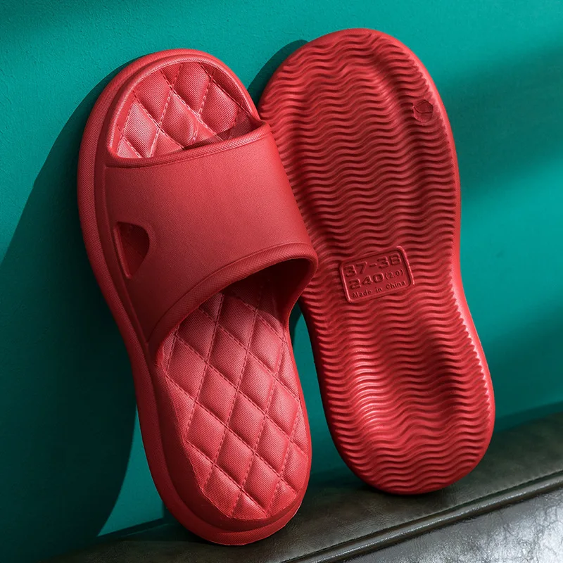 New Women Slippers House Heel Slippers Men Women Non-slip Bathroom Lovers Flip Flops Summer Beach Sandals Platform Flat Shoe
New Women Slippers House Heel Slippers Men Women Non-slip Bathroom Lovers Flip Flops Summer Beach Sandals Platform Flat Shoe