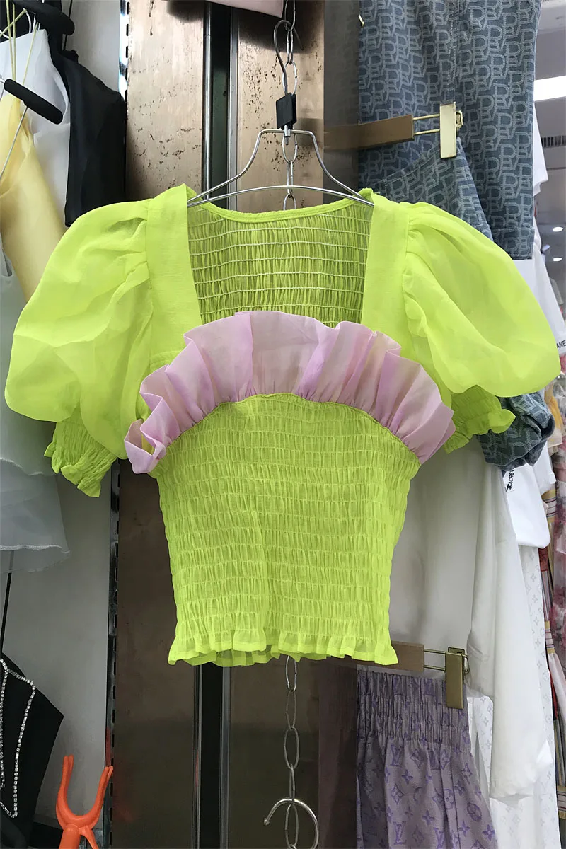2021 Summer New Style Puff Sleeve Short Top Chiffon Shirt Pleated Waist Slimming Square Collar Shirt
2021 Summer New Style Puff Sleeve Short Top Chiffon Shirt Pleated Waist Slimming Square Collar Shirt