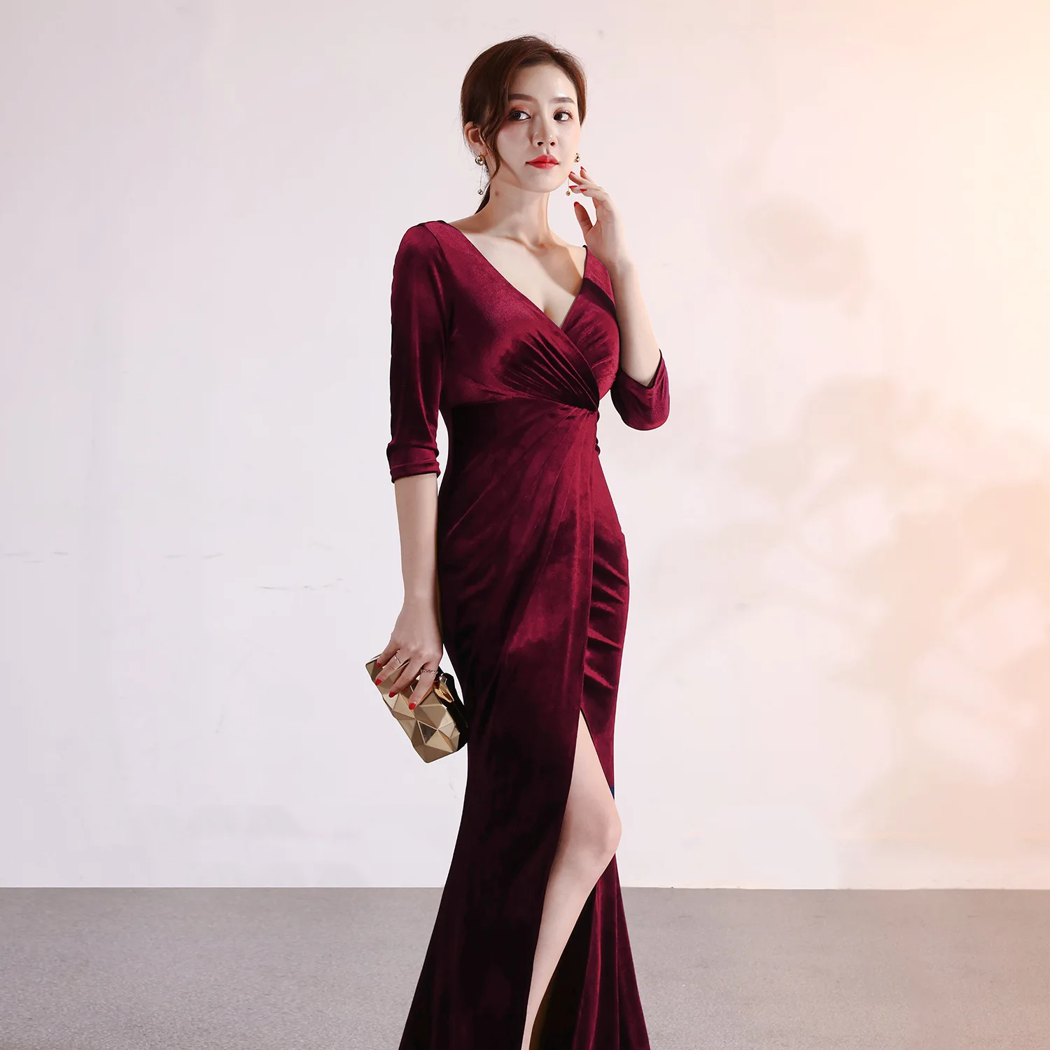 Velvet long-sleeved mermaid formal evening dress side split v-neck unbacked formal evening dress Gaun Malam
Velvet long-sleeved mermaid formal evening dress side split v-neck unbacked formal evening dress Gaun Malam
