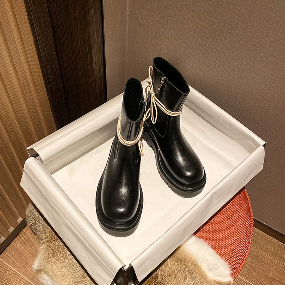 2020 New Winter fashion Chelsea Boots Women Platform Non-slip Ankle Boots Botas Mujer Ladies Slip-on Short Booties ay17
2020 New Winter fashion Chelsea Boots Women Platform Non-slip Ankle Boots Botas Mujer Ladies Slip-on Short Booties ay17