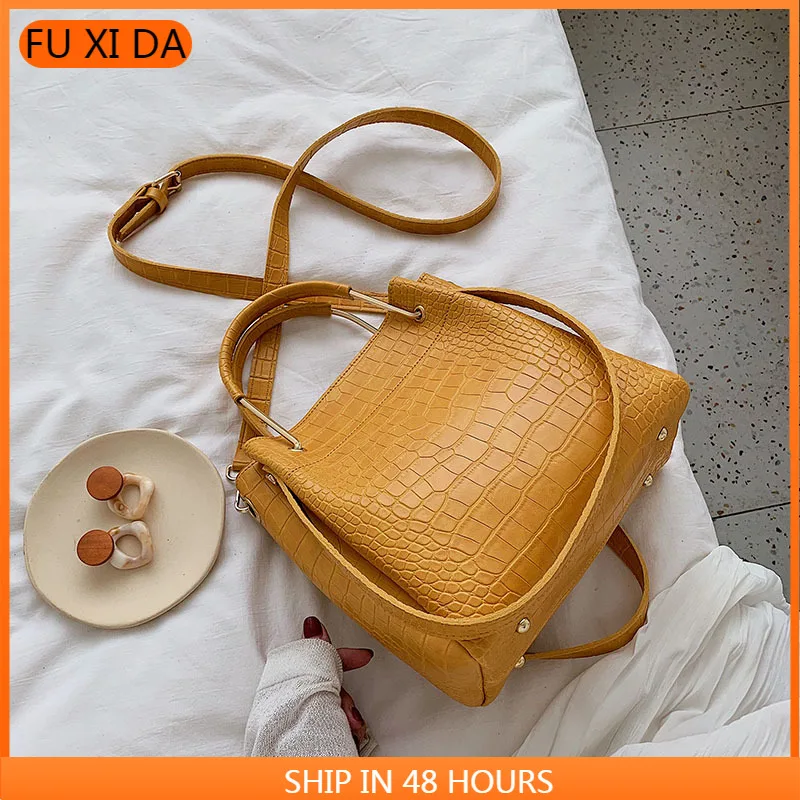 Сумка-мешок из искусственной кожи с узором под камень для женщин, Дамский мессенджер на молнии, модный роскошный тоут на плечо 
Сумка-мешок из искусственной кожи с узором под камень для женщин, Дамский мессенджер на молнии, модный роскошный тоут на плечо