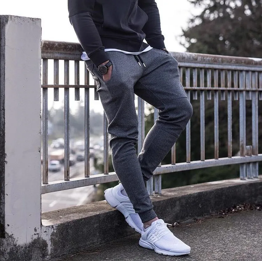 2021 Newest Mens Sweatpants Autumn Winter Man Gyms Fitness Bodybuilding Joggers Workout Trousers Men Casual Cotton Pencil Pants
2021 Newest Mens Sweatpants Autumn Winter Man Gyms Fitness Bodybuilding Joggers Workout Trousers Men Casual Cotton Pencil Pants