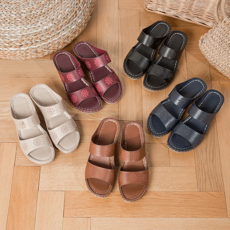 Summer New Thick-soled Women's Sandals Fashion Waterproof Casual Women's Slippers Comfortable Pattern Ladies Casual Sandals
Summer New Thick-soled Women's Sandals Fashion Waterproof Casual Women's Slippers Comfortable Pattern Ladies Casual Sandals