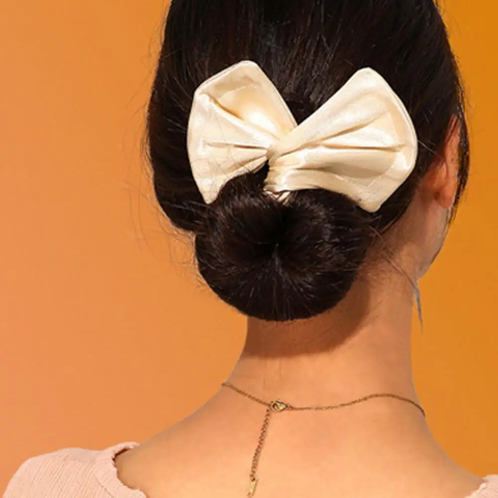 1PC Donut Updos Maker Multi-colors Flexible Hair Accessories Hairpin Tool Donut Updos Maker Hair Styling Buns For Women 23Colors
1PC Donut Updos Maker Multi-colors Flexible Hair Accessories Hairpin Tool Donut Updos Maker Hair Styling Buns For Women 23Colors