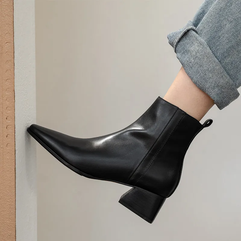 COVIBESCO Elegant Concise Side Zipper Female Ankle Boots Genuine Leather Brand Design Thick Heels Shoes Dancing Shoes Woman
COVIBESCO Elegant Concise Side Zipper Female Ankle Boots Genuine Leather Brand Design Thick Heels Shoes Dancing Shoes Woman