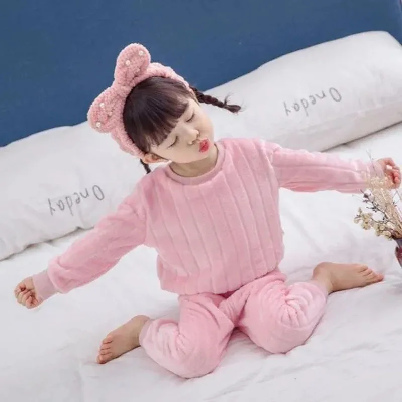 High Quality Flannel Kids Pajamas Set Solid Color Stripes Sleepwear Boys Girls Thickened Long Sleeved Tops Toddler Warm Soft Pan
High Quality Flannel Kids Pajamas Set Solid Color Stripes Sleepwear Boys Girls Thickened Long Sleeved Tops Toddler Warm Soft Pan
