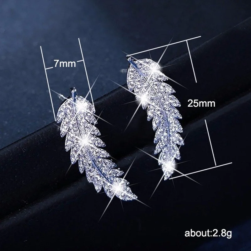 CAOSHI Luxury Leaf Shape Stud Earrings for Women Cubic Zirconia Micro Paved 3 Colors Available Trendy Female Jewelry Hot Sale
CAOSHI Luxury Leaf Shape Stud Earrings for Women Cubic Zirconia Micro Paved 3 Colors Available Trendy Female Jewelry Hot Sale