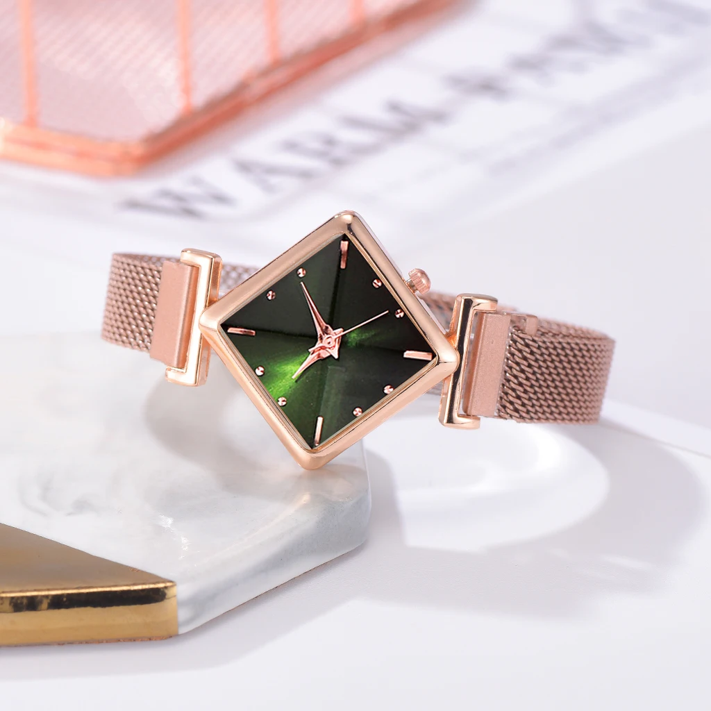 Women Square Watch Luxury Ladies Quartz Magnet Buckle Gradient Color Watches Relogio Feminino For Gift Clock
Women Square Watch Luxury Ladies Quartz Magnet Buckle Gradient Color Watches Relogio Feminino For Gift Clock
