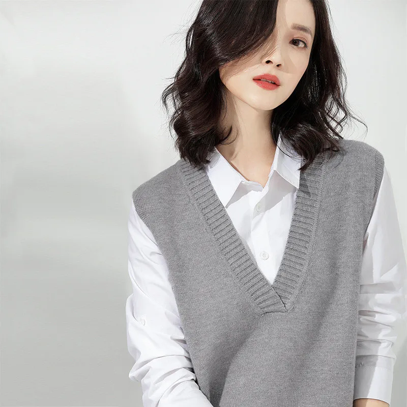 2020Autumn And Winter New Fashion Korean Version Of The V Neck Sleeveless Sweater Women's Sweater Vest Vest Women Mid LengthC494
2020Autumn And Winter New Fashion Korean Version Of The V Neck Sleeveless Sweater Women's Sweater Vest Vest Women Mid LengthC494