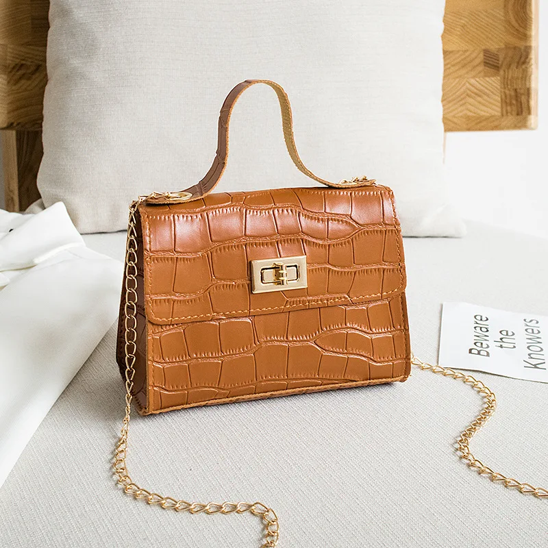 PU Fashion Women Bags 2020 Summer New Crocodile Pattern Handbag Shoulder Messenger Chain Lock Small Square Bag Wholesale
PU Fashion Women Bags 2020 Summer New Crocodile Pattern Handbag Shoulder Messenger Chain Lock Small Square Bag Wholesale