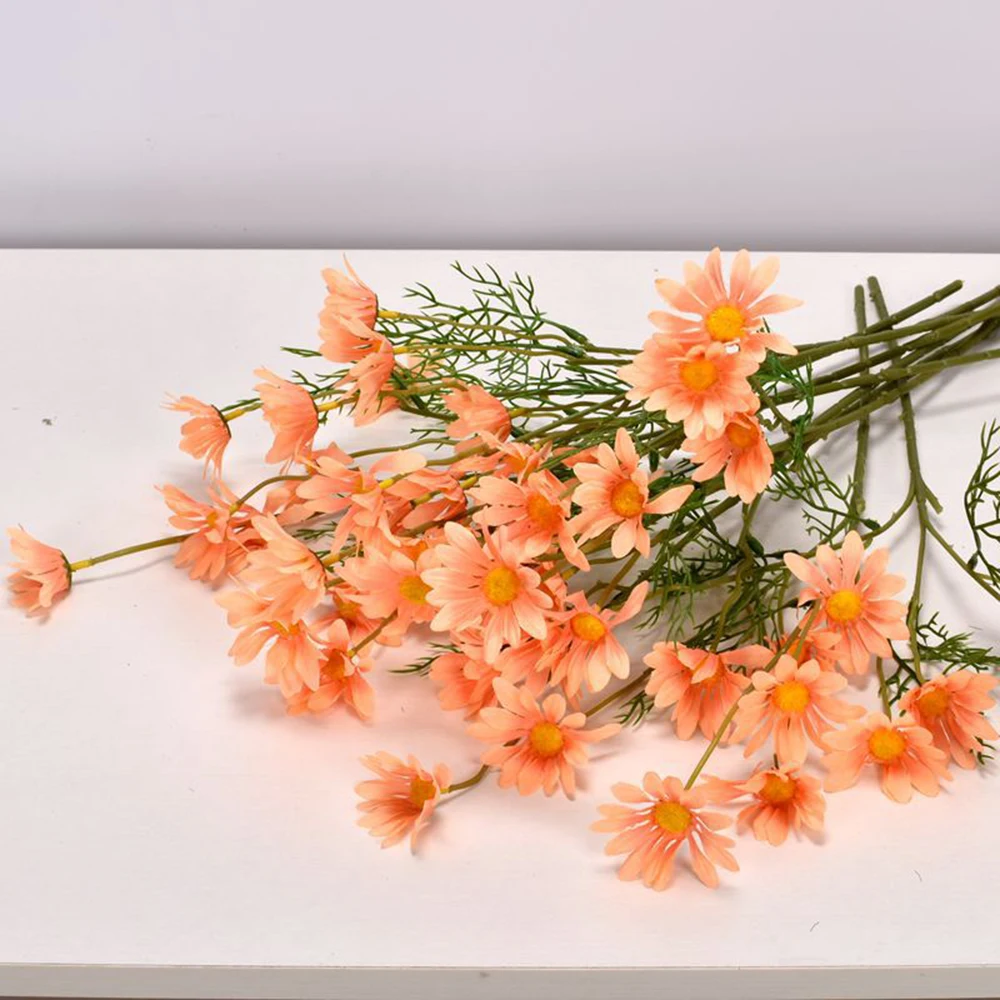 1Pcs Multicolor Daisy Flower Head Mini Silk Artificial Flower For Wedding Engagement Party Home Decor DIY Garland Headdress
1Pcs Multicolor Daisy Flower Head Mini Silk Artificial Flower For Wedding Engagement Party Home Decor DIY Garland Headdress