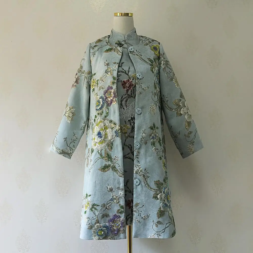 VERDEJULIAY Designer Fashion Women Cheongsam Dress Luxury Slim Beading Dimaonds Sequined Flower Jacquard Elegant Mini Dress 
VERDEJULIAY Designer Fashion Women Cheongsam Dress Luxury Slim Beading Dimaonds Sequined Flower Jacquard Elegant Mini Dress