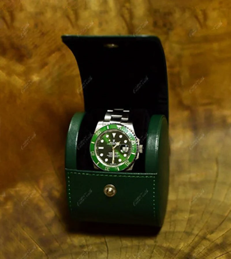 1 slot luxury fashion women men home green color pu leather watch box mini style watch case holder good gift WT-98
1 slot luxury fashion women men home green color pu leather watch box mini style watch case holder good gift WT-98