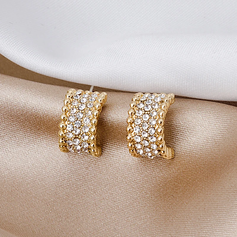Stud Earrings for Women Gold Color Bohemia Geometric Clip Earrings Vintage Korea Elegant Crystal Ear Rings Girls Charm Jewelry
Stud Earrings for Women Gold Color Bohemia Geometric Clip Earrings Vintage Korea Elegant Crystal Ear Rings Girls Charm Jewelry