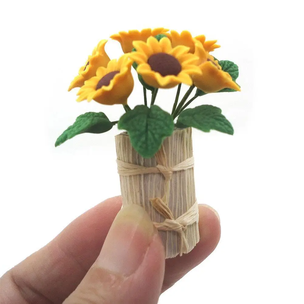 1:12 Dollhouse Miniature Mini Tree Potted For Green Plant In Pot Doll House Home Decor Simulation Potted Plants DIY Toy
1:12 Dollhouse Miniature Mini Tree Potted For Green Plant In Pot Doll House Home Decor Simulation Potted Plants DIY Toy