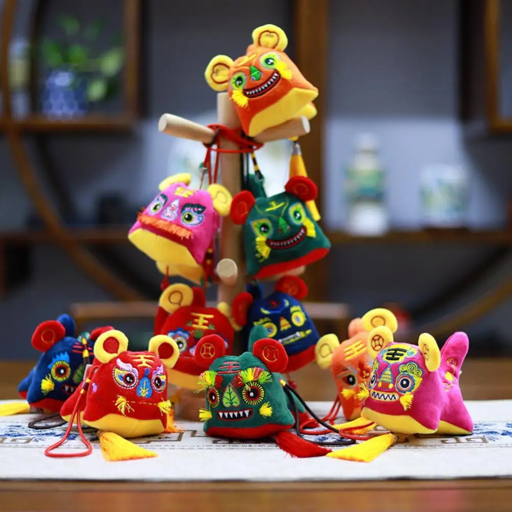 Fashionable Collection Chinese Zodiac Tiger Plush Pendant Zodiac Tiger Doll Festival Gift Three-dimensional Embroidery
Fashionable Collection Chinese Zodiac Tiger Plush Pendant Zodiac Tiger Doll Festival Gift Three-dimensional Embroidery