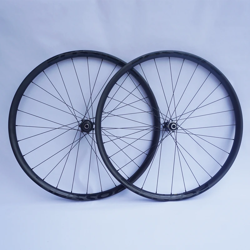 29er BOOST 148 Carbon MTB 30MM 330g RIM with XT M8110 Micro Spline 12 Speed Hub for XC MTB Bike Wheelset Tubeless Ready 1450g
29er BOOST 148 Carbon MTB 30MM 330g RIM with XT M8110 Micro Spline 12 Speed Hub for XC MTB Bike Wheelset Tubeless Ready 1450g