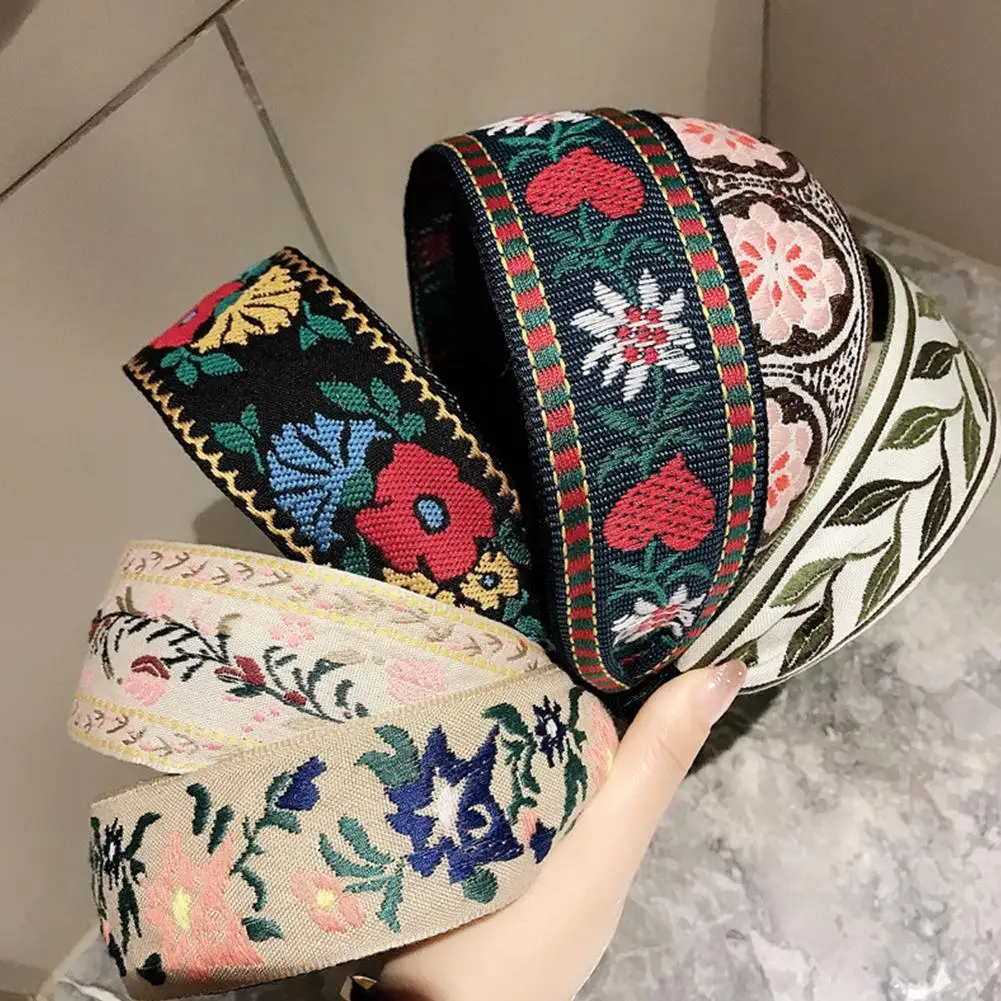 Women Simple Ethnic Style Embroidery Knotted Wide Headband Hair Accessories beauty elegance Headwear
Women Simple Ethnic Style Embroidery Knotted Wide Headband Hair Accessories beauty elegance Headwear