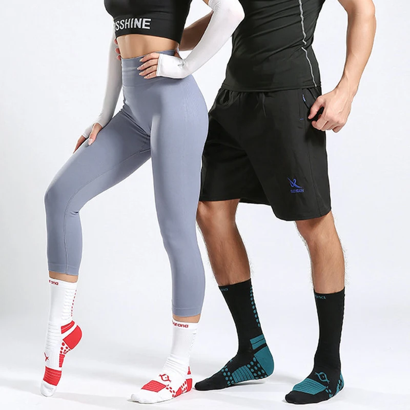 2021 New Trendy Brand Cashion INS Boutique Men's Sports&Casual Socks Basketball Running Tennis Breathable Men&Women Sports Socks
2021 New Trendy Brand Cashion INS Boutique Men's Sports&Casual Socks Basketball Running Tennis Breathable Men&Women Sports Socks